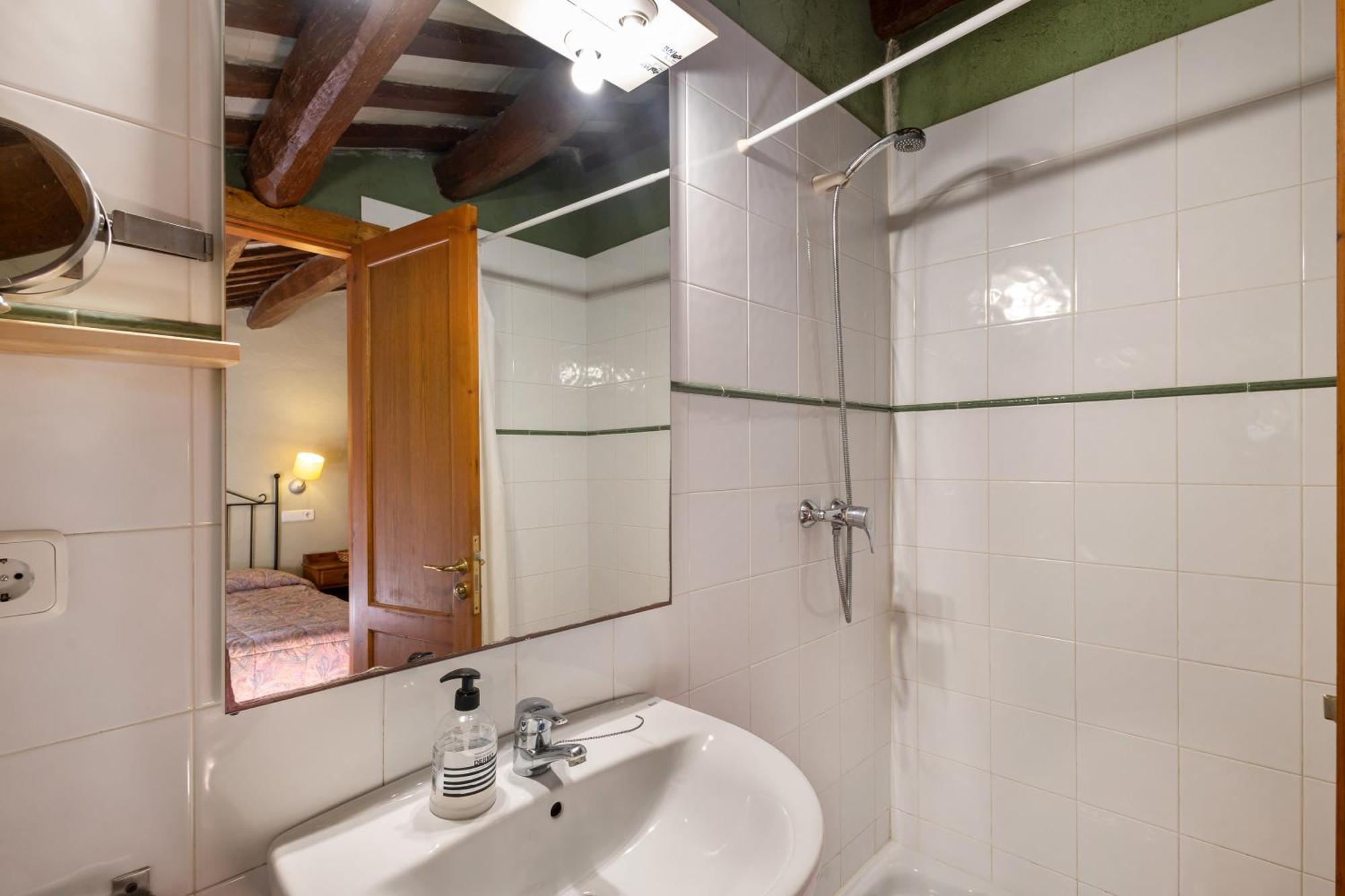 Cal Contra Guest House Gelida Luaran gambar